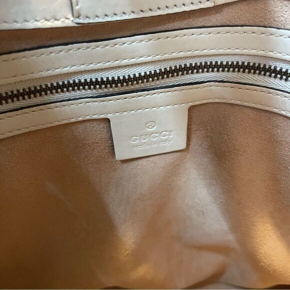 Gucci Marmont Chevron Large Leather Chain Strap Tote Bag in Natural White Ivory - Picture 8 of 17